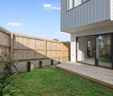 Modern Corner Townhouse in the Heart of Howick - Photo 4