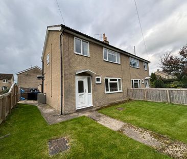 3 bedroom semi-detached house to rent - Photo 3