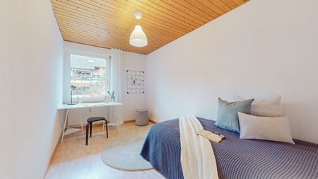 Charmant appartement de 4,5 pièces avec deux balcons ensoleillés - Photo 3