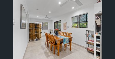 Allergy-Friendly Family Home with Pool - Photo 2