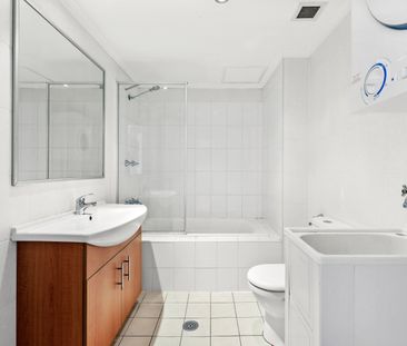 421/1-3 Larkin Street, Camperdown NSW 2050 - Apartment For Rent | D... - Photo 4