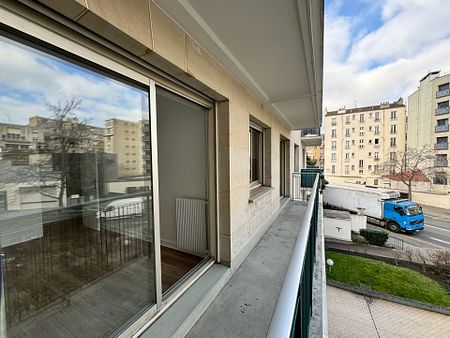 Appartement - 2 pièces - 44,44 m² - Courbevoie - Photo 3