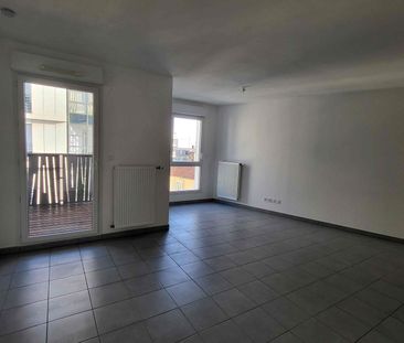 Location Appartement 2 pièces 47m² LYON 7ème - Photo 1