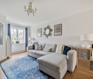 The Oaks, Chiddingfold, Surrey, GU8 - Photo 3