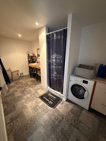 Location Appartement 3 pièces 111m² LAVAL 53000 - Photo 2