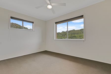 Comfortable 3 Bedroom Home in a Peaceful Location - Photo 2