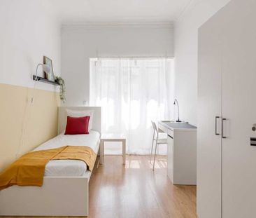 Largo Manuel Emídio da Silva, Lisbon, Lisbon 1500-415 - Photo 1