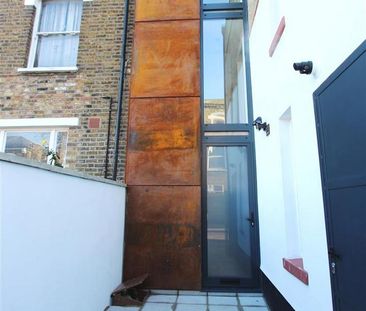 2 bedroom townhouse to rent - Photo 3