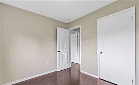 For Lease - 16 Herrell Avenue, Barrie, Ontario - Photo 2