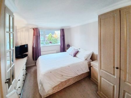 3 bedroom House To Let - Photo 4