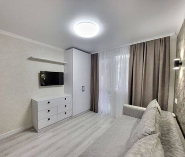 Apartament cu o camera de inchiriat in zona Aeroportului - Photo 1