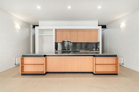 Rare Warehouse Conversion with Vaulted Ceilings - Photo 4