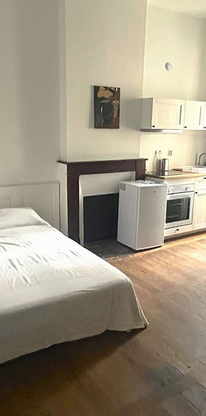 Location Appartement 1 pièce 26m² - Photo 1