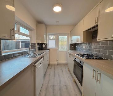 3 bed semi-detached house to rent in Ivybridge Road, Coventry, CV3 - Photo 5