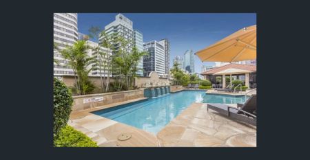 RARE & EXCLUSIVE CITY PENTHOUSE – UNSURPASSED RIVER, CITY & BOTANICAL GARDENS VIEWS + BRISBANE’S LARGEST BALCONY + DOUBLE PARKING & STORAGE LOCKER - Photo 3
