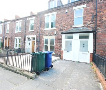 2 Bed - Claremont Road, Spital Tongues - Photo 2