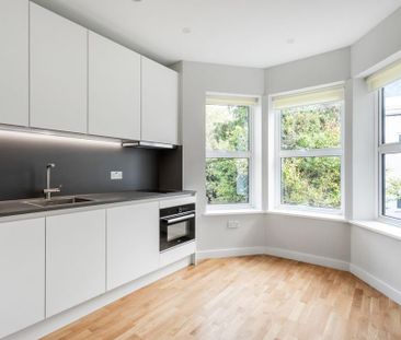 Ground floor flat to rent - Photo 2