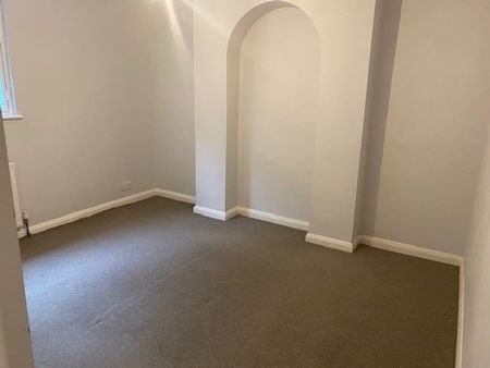 1 Bed Flat, South Street, RG1 - Photo 5