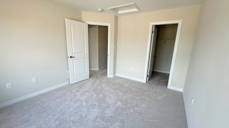 Property For Lease | X9044991 - Photo 2