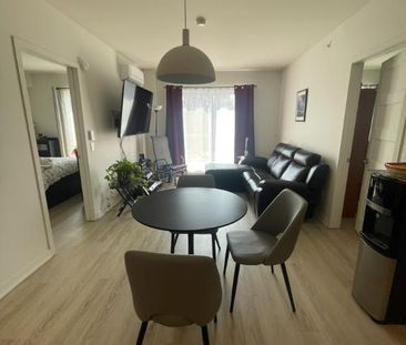 Condo lumineux à louer - Photo 1