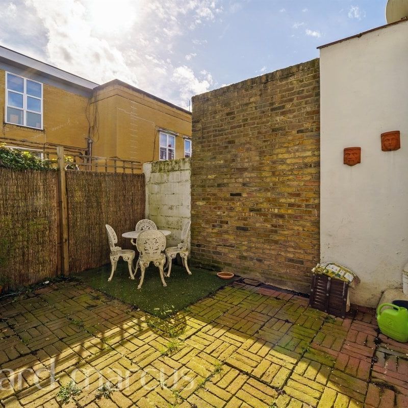 Geraldine Road - Photo 1