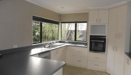 Popular River Road Location - Photo 2