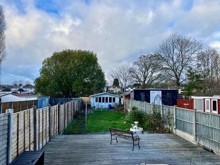 3 bedroom terraced house to rent - Photo 3