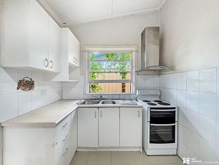 2 Bedroom Unit - Photo 2