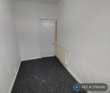2 bedroom semi-detached house to rent - Photo 2
