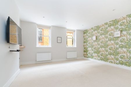 3 bedroom terraced house to rent - Photo 5