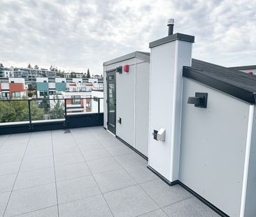 Luxurious Townhouse With Breathtaking Mountain Views In South Cambie - Photo 5