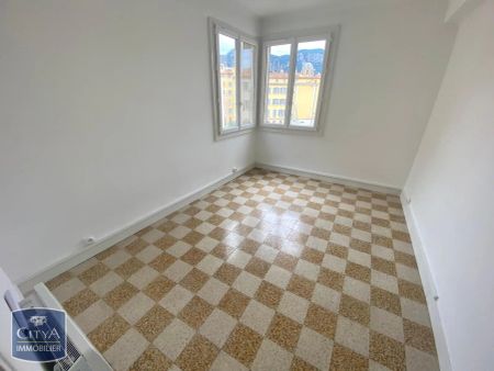 Appartement à louer 2 pièces 47.2m² - Photo 2