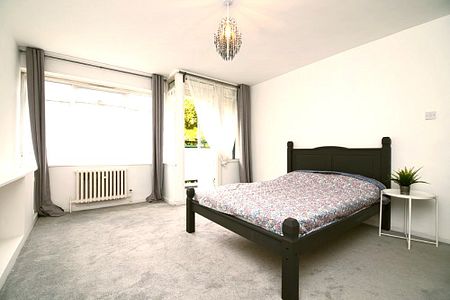 Two Bedroom Flat to Rent in Zone 1 - Photo 5