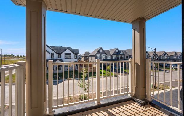 For Lease - 1099 Thompson Drive, Oshawa, Ontario - Photo 1