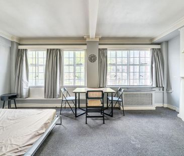 Studio to rent - Photo 1