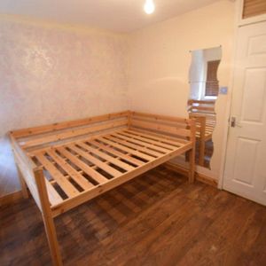 Mount Pleasant, Bracknell Mount Pleasant, Bracknell - Photo 2