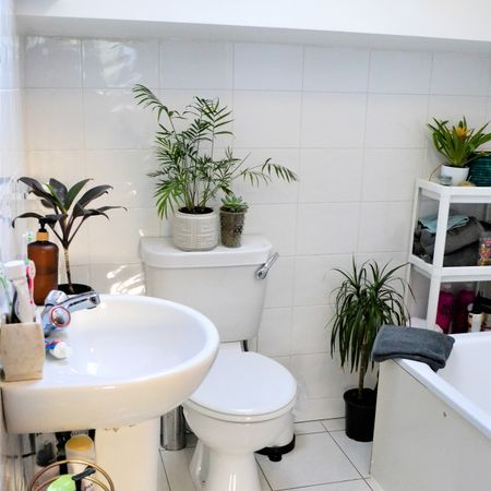 Flat 3, 117 Otley Road, LS6 3PX, Leeds - Photo 4