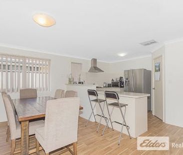 Low Maintenance 3-bedroom 2-bathroom family home! - Photo 4