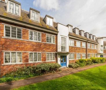 Green Avenue, NW7, London - Photo 1