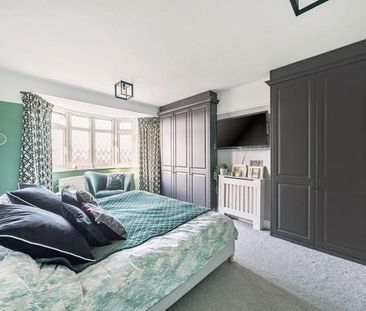 3 bedroom semi-detached house to rent - Photo 5