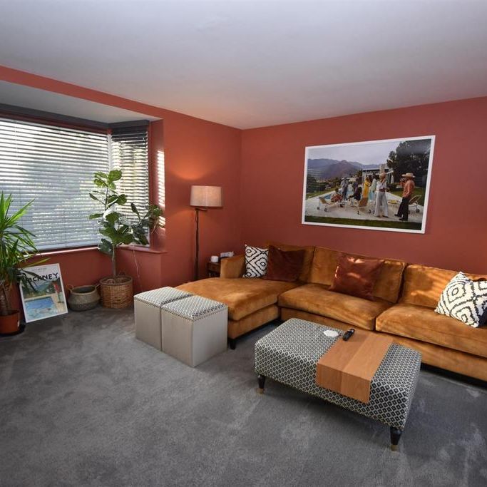 4 bedroom detached house to rent - Photo 1