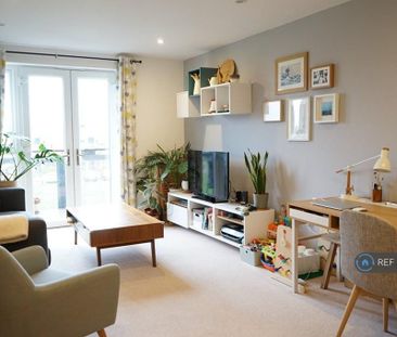 2 bedroom flat to rent - Photo 2