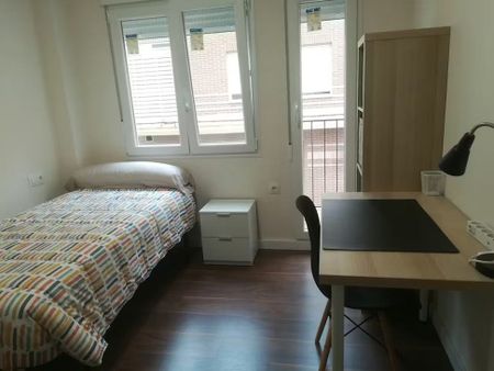 Calle Manuel Dualde, Burjassot, Valencian Community 46100 - Photo 3