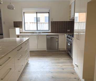 Spacious, Modern & Family-Friendly! - Photo 5