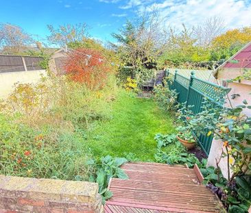 3 bedroom terraced house to rent - Photo 4