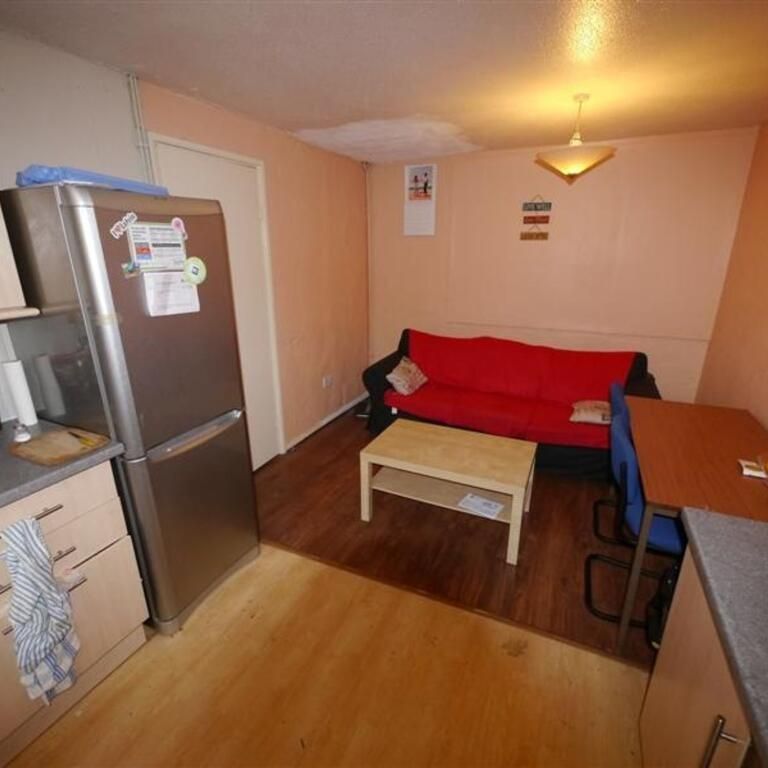 3 bedroom house to rent - Photo 1