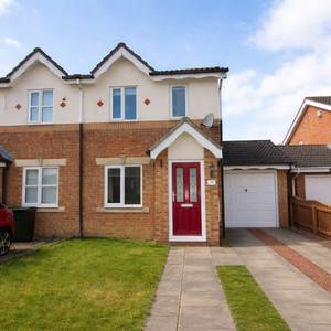 2 bedroom semi-detached house to rent - Photo 2