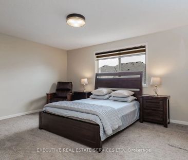 Detached Home For Lease | W9253315 - Photo 5