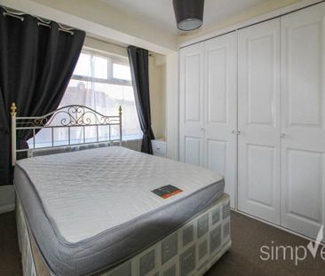 2 bedroom maisonette to rent - Photo 3
