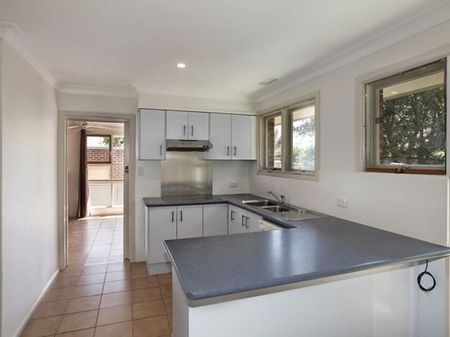 36 Morris Road, Woodend - Photo 4